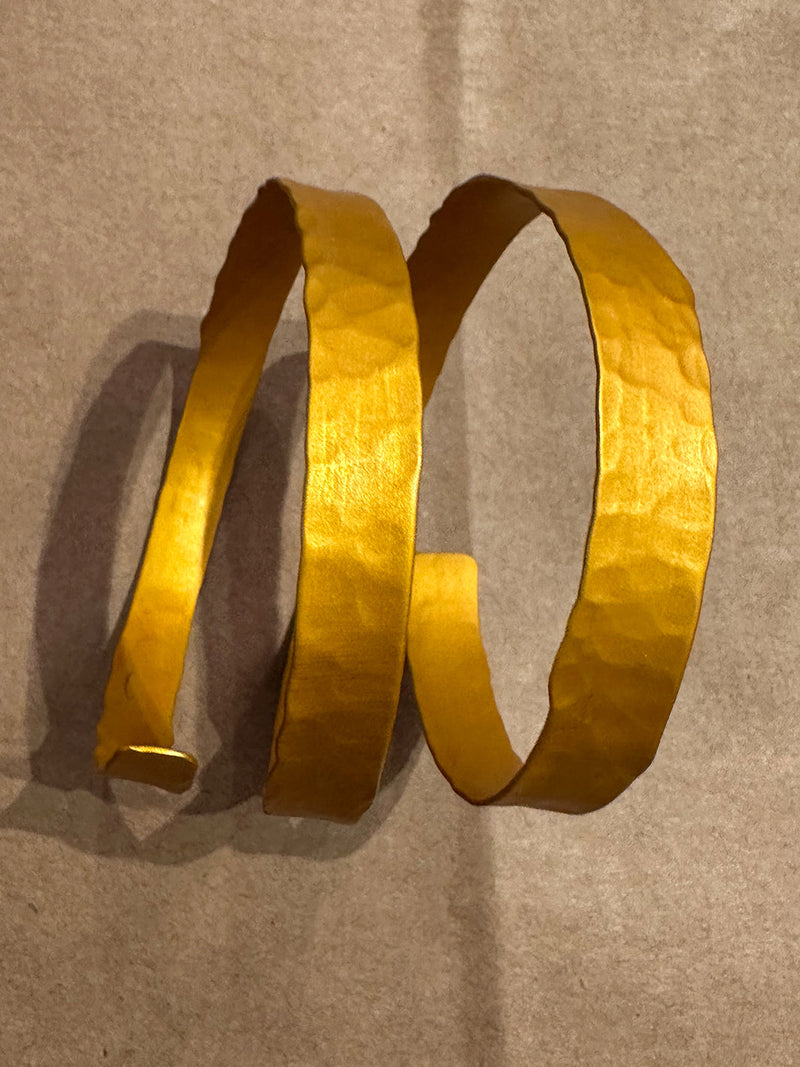 THICK SCUP BRACELET