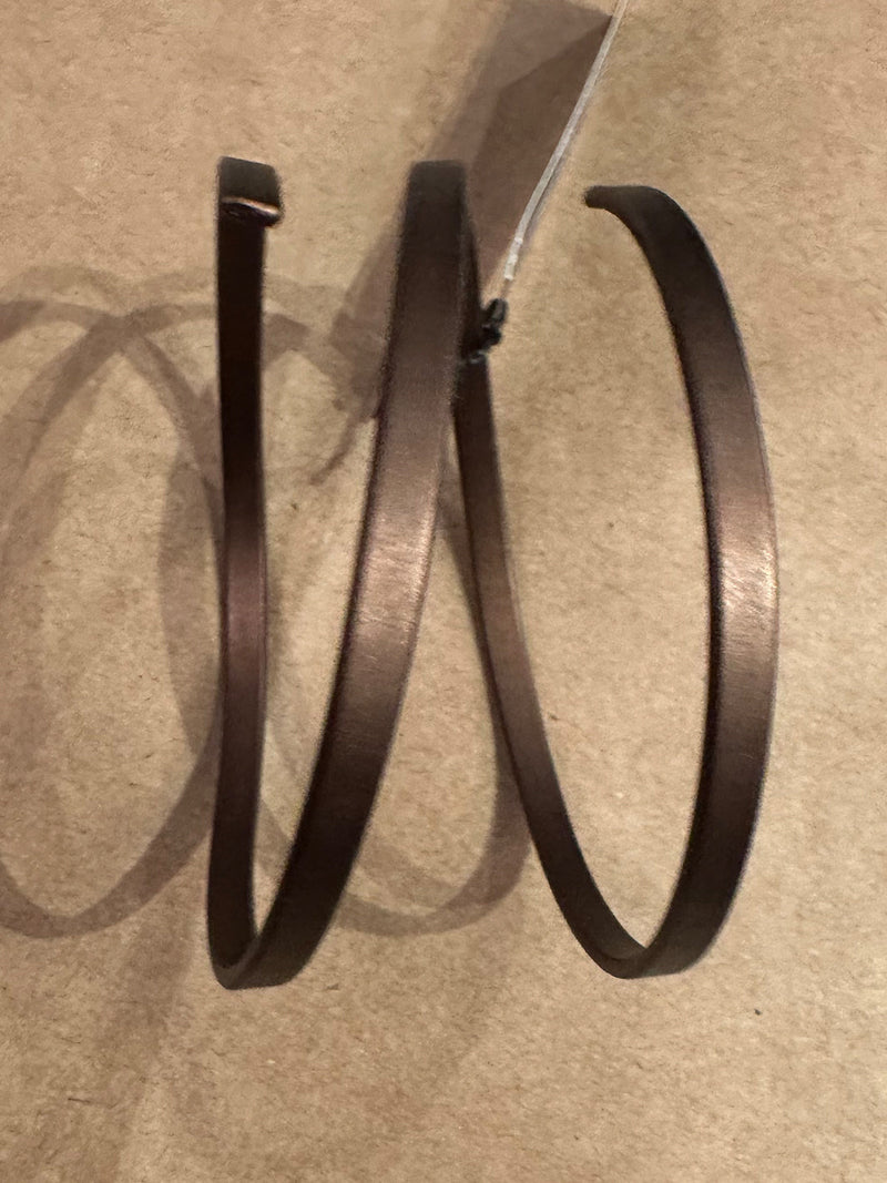 THIN SCUP BRACELET