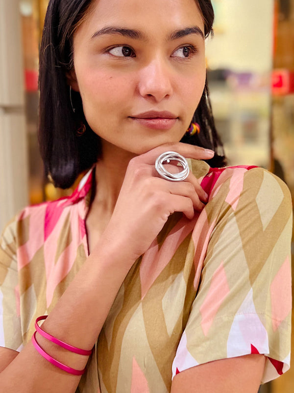 CIRCLE RING