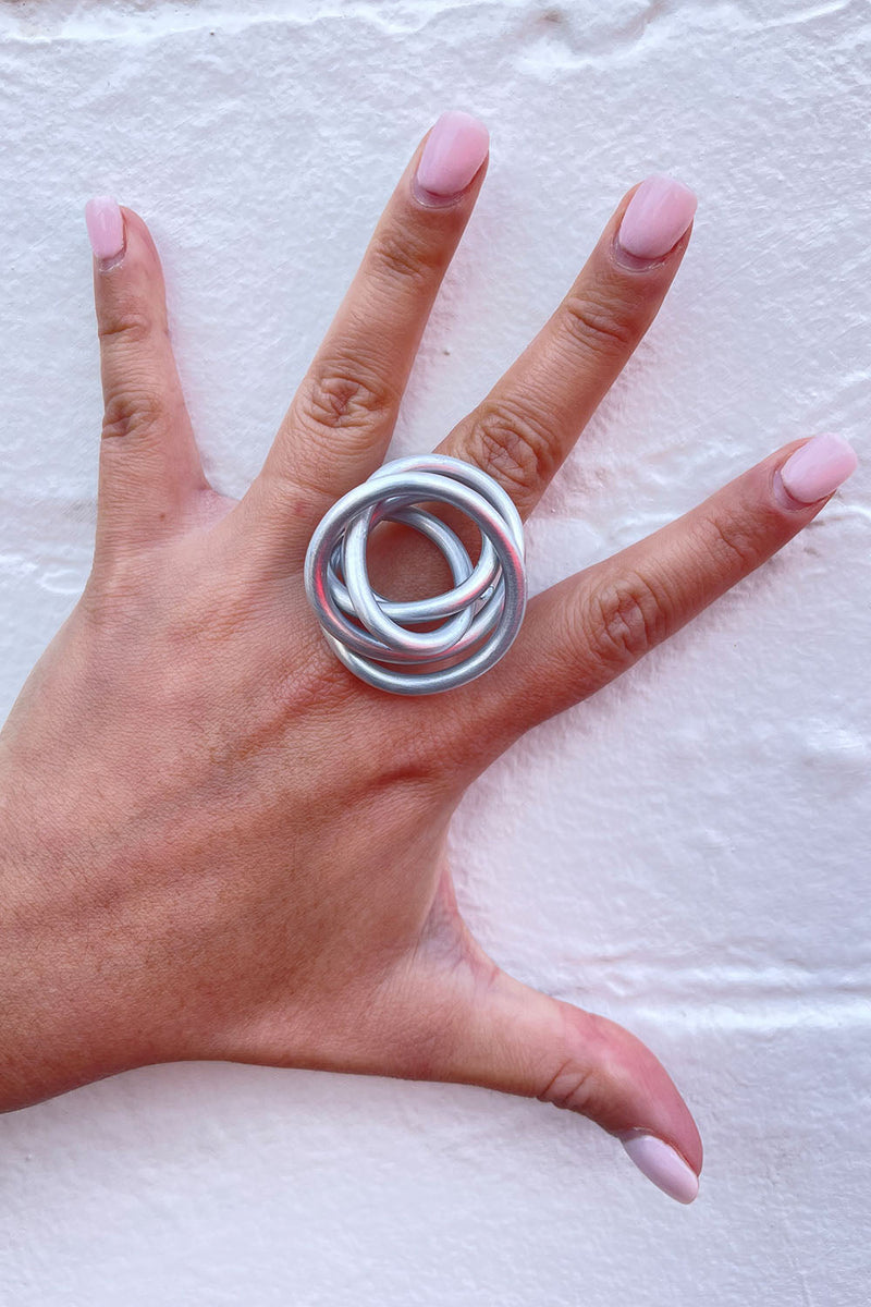 CIRCLE RING