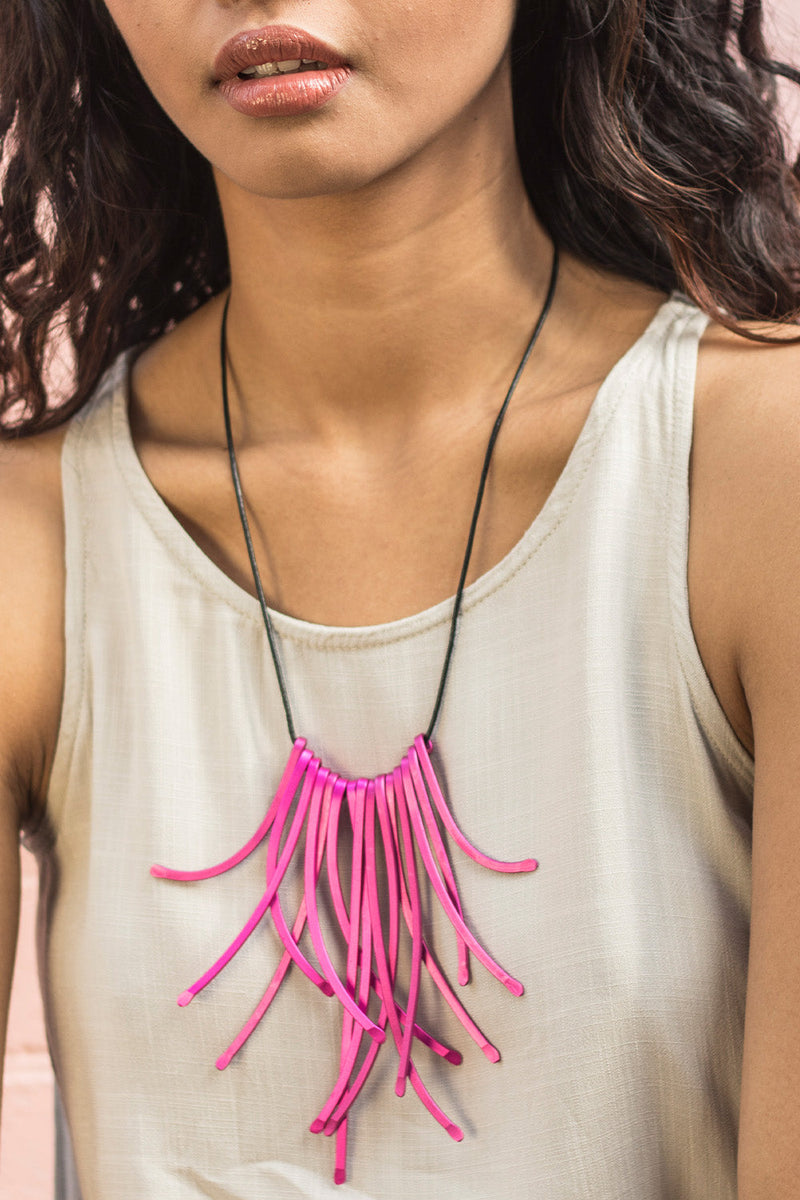 STRAWS NECKLACE